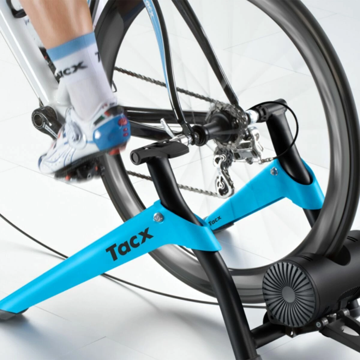 Tacx Bike Trainers & Accessories Boost Trainer Bundle - Image 6