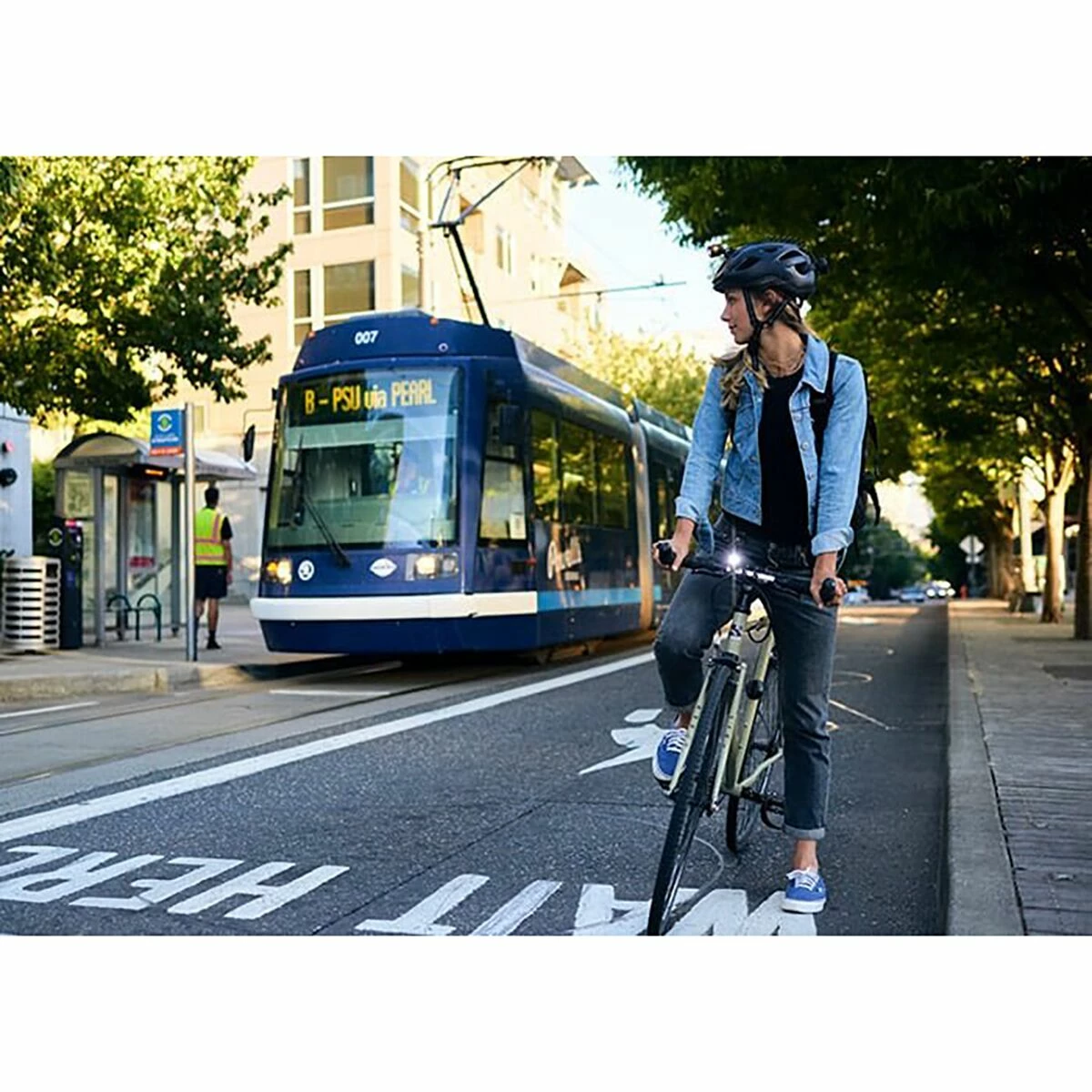 Light & Motion Bike Headlights Vya Headlight - Image 3